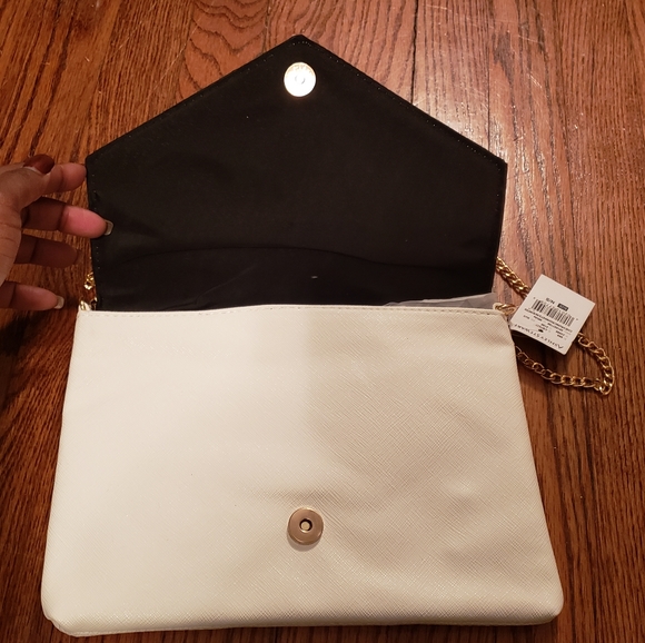 Pocketbook - Picture 2 of 4